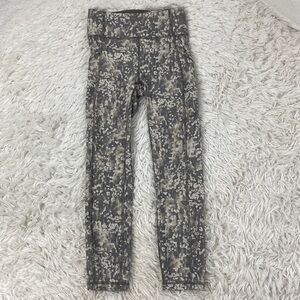 Lululemon Invigorate High-Rise Crop 23" Gritstone White Opal Multi
